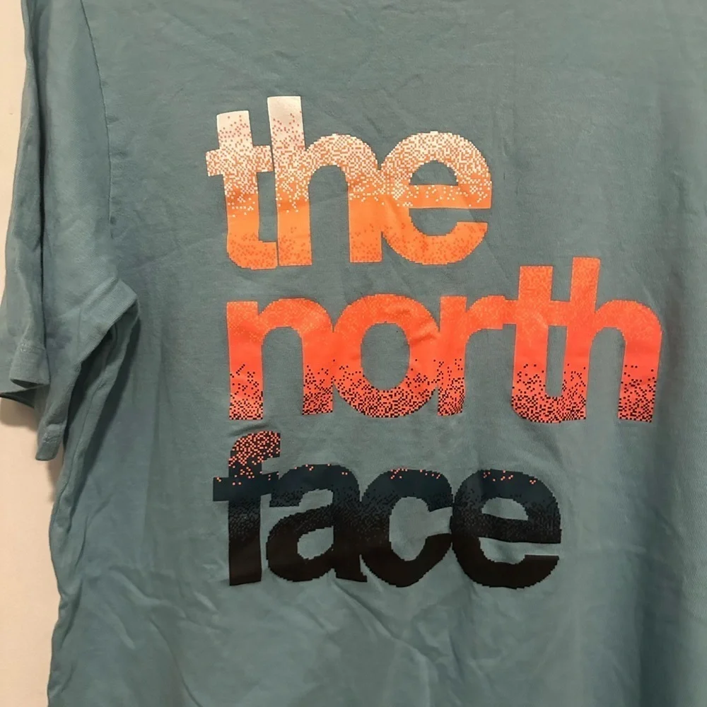 The North Face Men’s Size Med tshirt